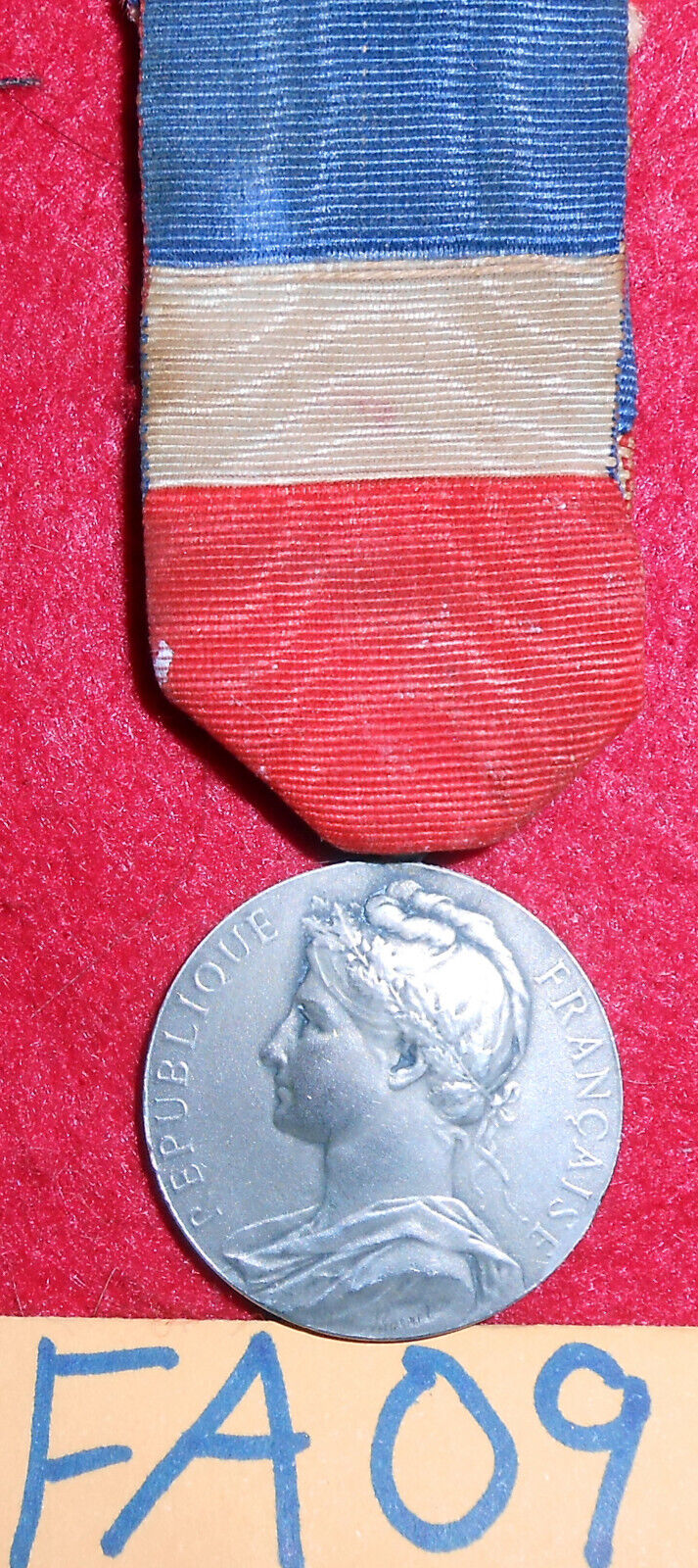 FA09 French Labor silver medal of honor,  dated 1921, J.Rocouigny