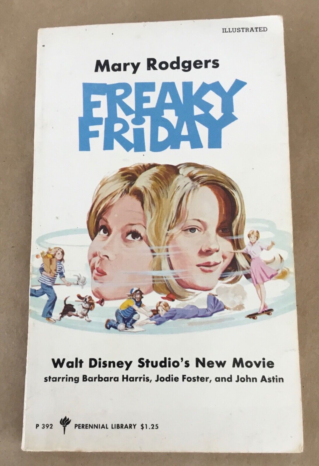 Freaky Friday vintage book pbk Disney 1977 film novelization Mary Rodgers P392