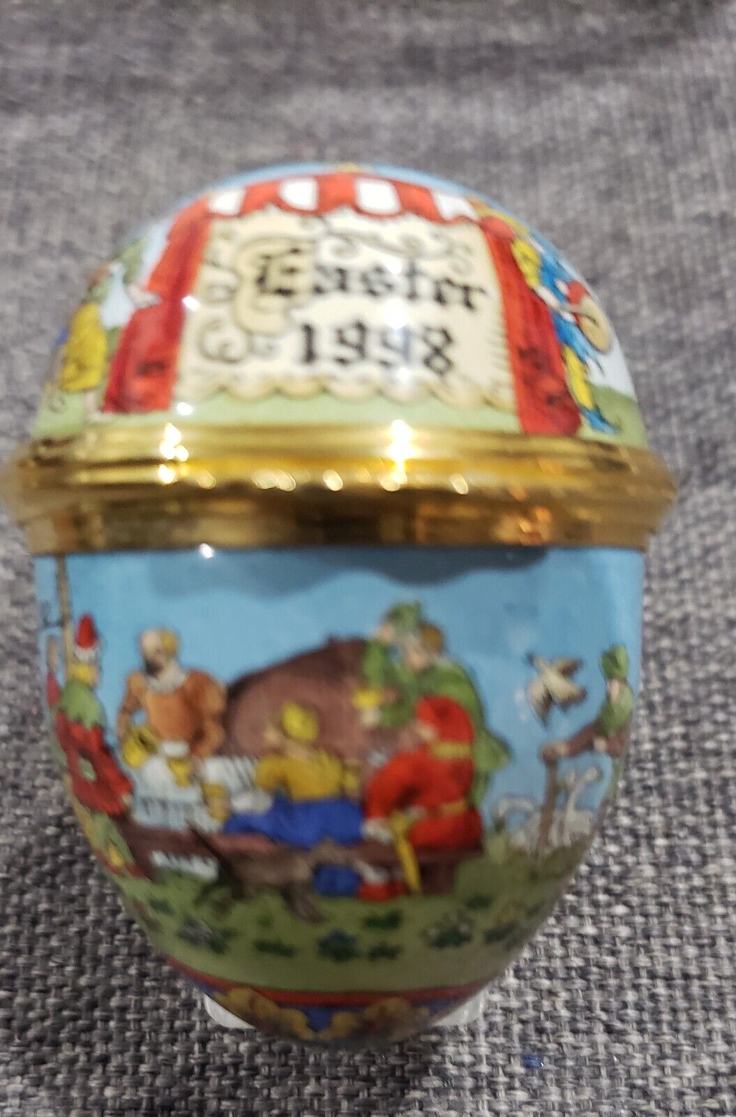 Vintage Halcyon Days Enamels Trinket Box 1998 Easter Egg Old World