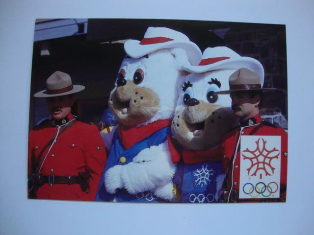 Railfans2 692) Postcard Calgary Canada, 1988 Winter Olympic Mascots Hidy & Howdy
