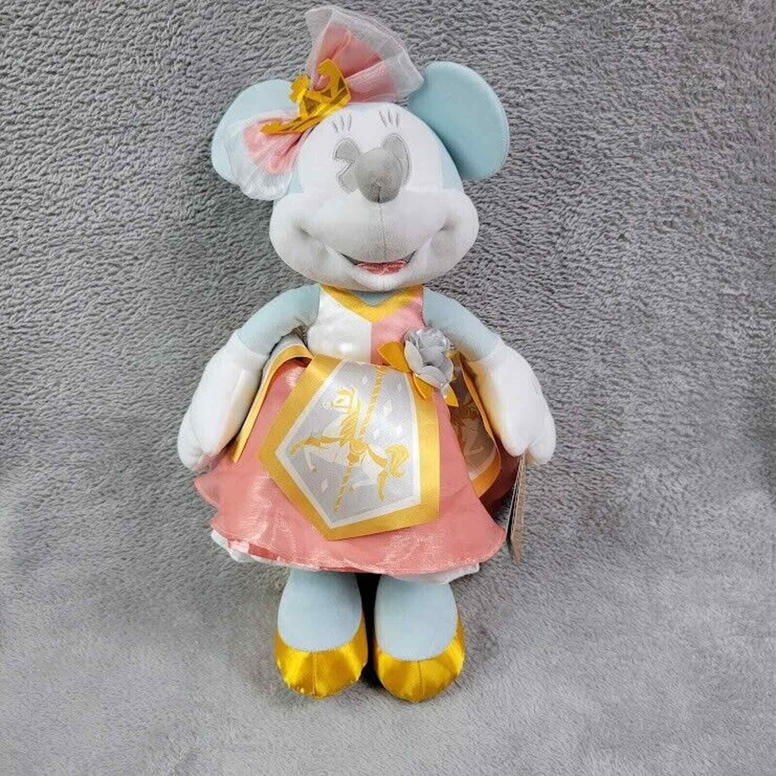 Disney Minnie Mouse The Main Attraction Plush King Arthur Carousel July 7 of 12