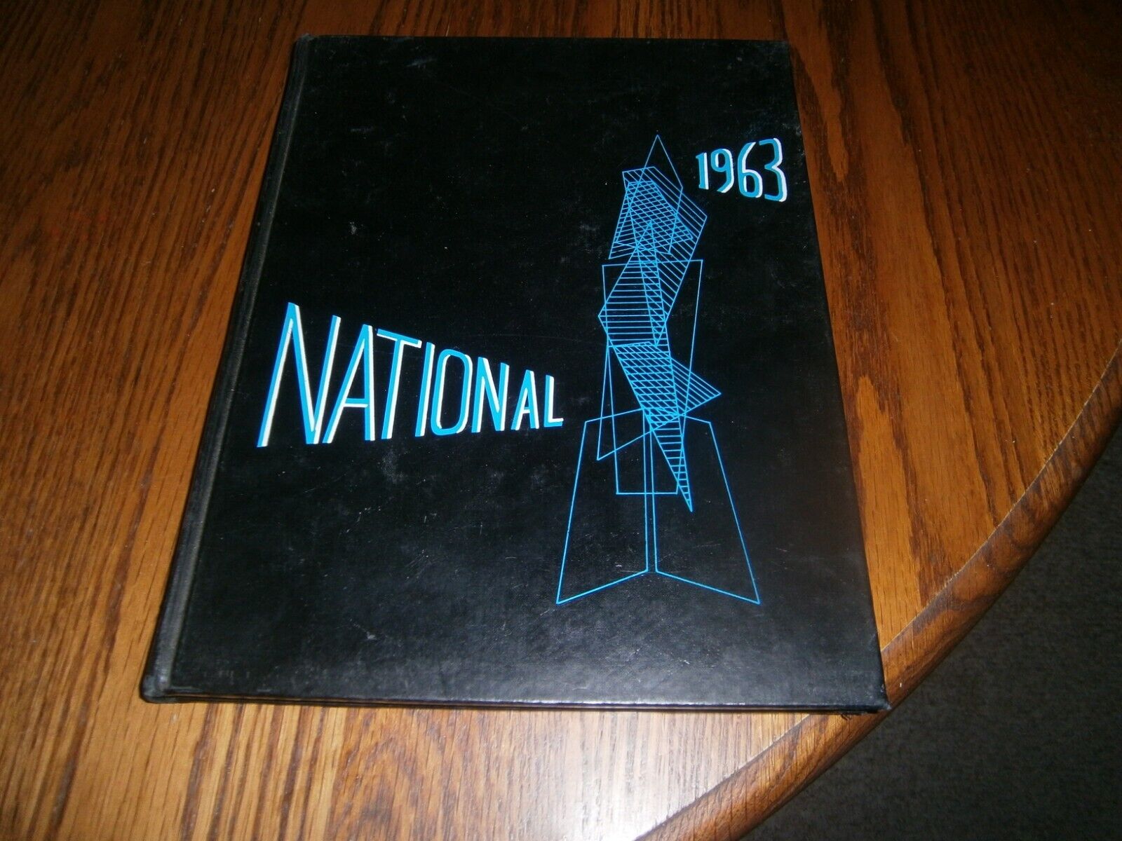 1963 NATIONAL COLLEGE OF EDUCATION EVANSTON ILLINOIS YEARBOOK YEAR BOOK