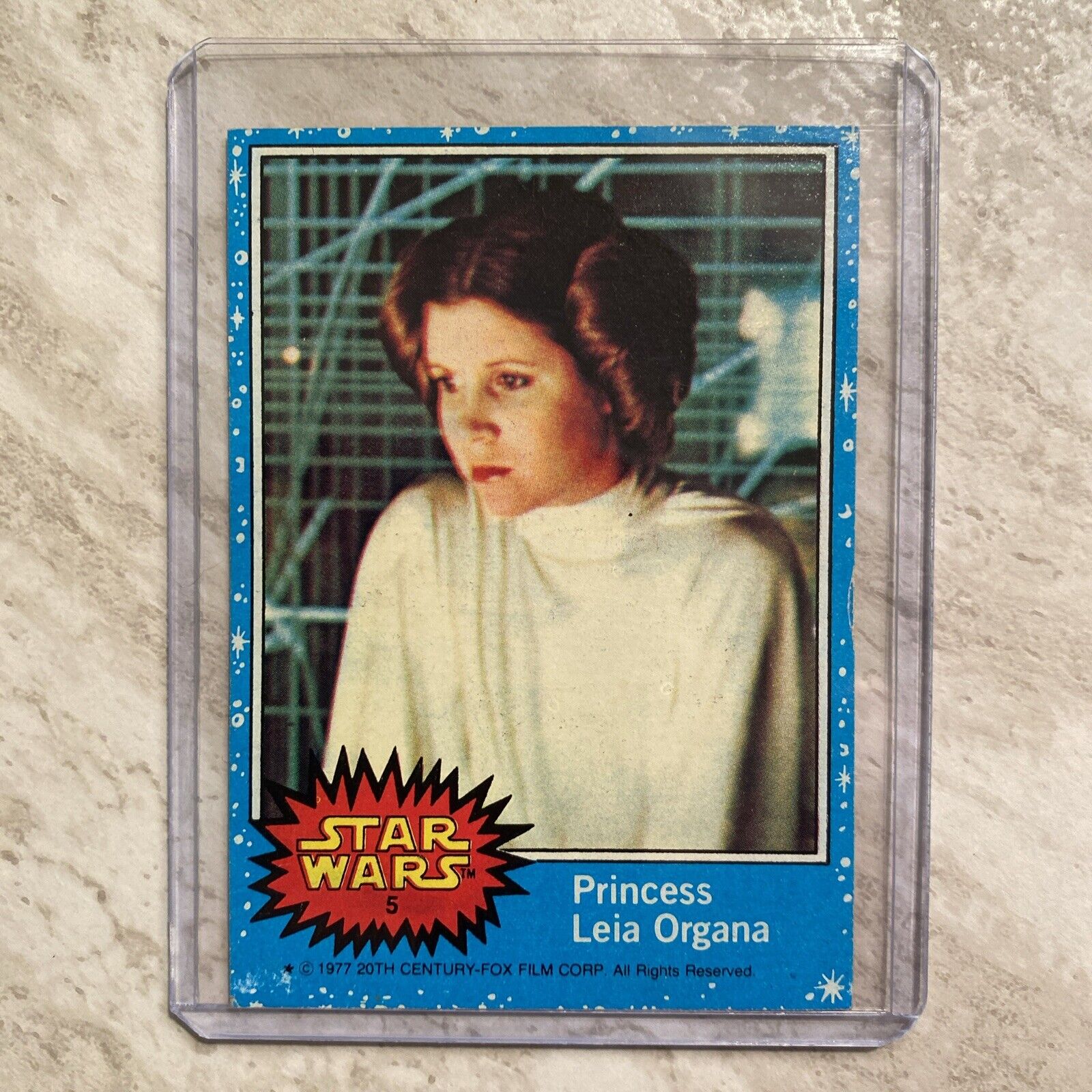 Vintage Topps 1977 STAR WARS - Princess Leia Organa - Series 1 (Blue) #5