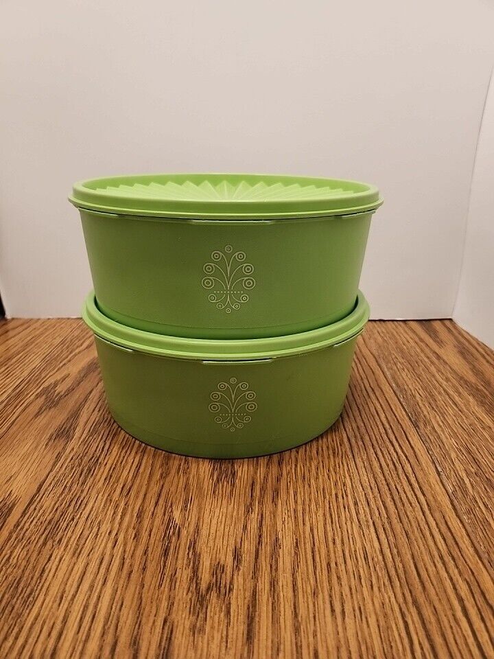 2 Vtg Tupperware #1204 Stacking Canisters w/ Lids Apple Green 8.25\