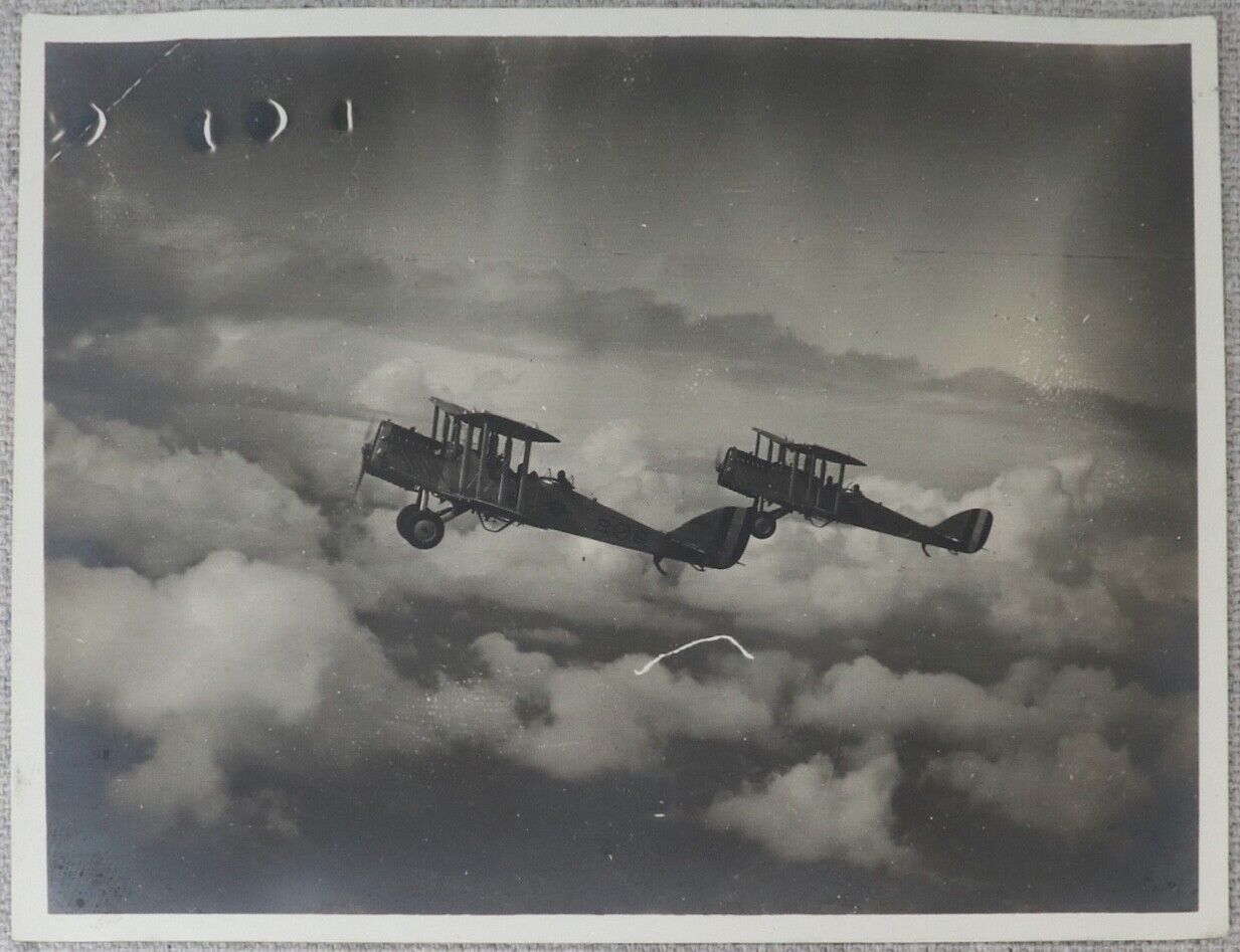 Antique WWI Era De Havilland DH-4 Airplanes In Flight Military Aircraft Photo
