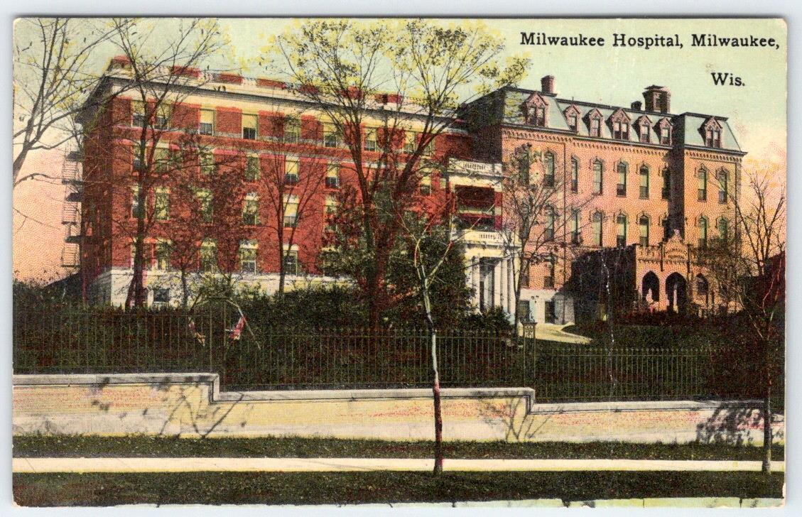 1910's HOSPITAL MILWAUKEE WISCONSIN ANTIQUE POSTCARD ***CREASED***