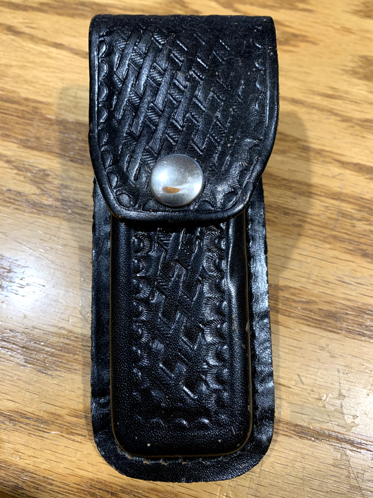 Vintage Leather Pocket Knife Sheath Belt Case Snap Basket Weave Design 5.75