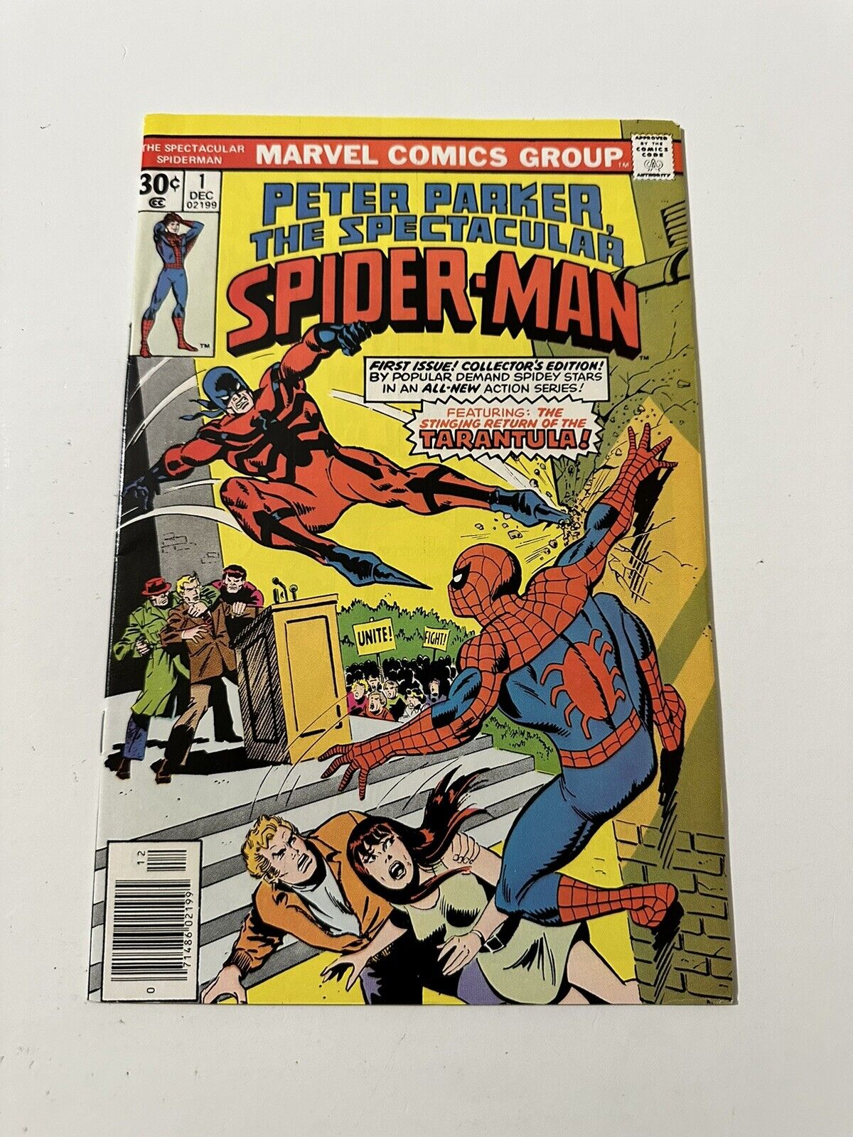 Peter Parker The Spectacular Spider-Man Comic Book #1 1976 Lt45