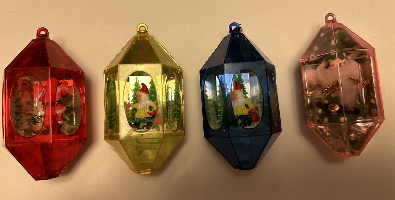 VTG JEWEL BRITE Plastic Christmas Diorama Ornaments- Lot Of 4 Circa- 1960’s