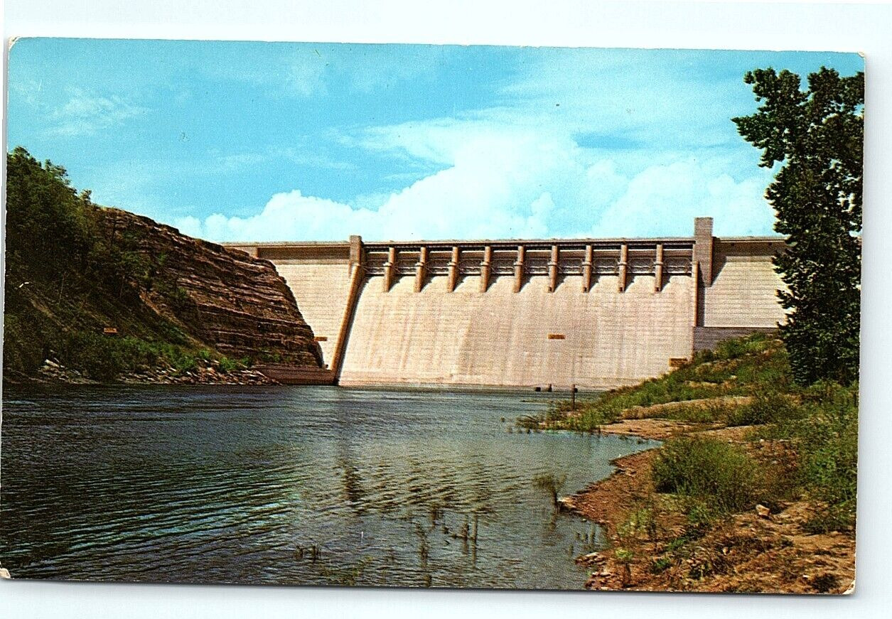 postcard Scenic view of Tablerock Lake Branson Mo. 1248