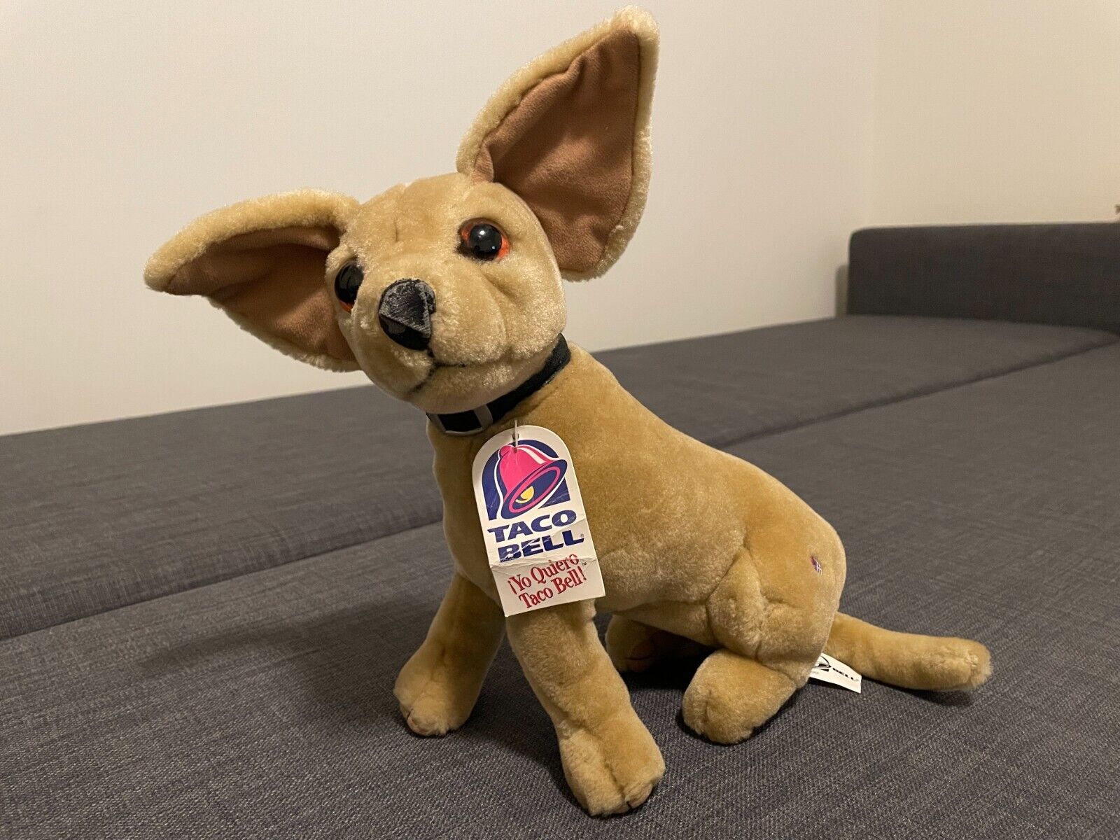 Vintage 1998 Taco Bell Talking Chihuahua Plush Dog \