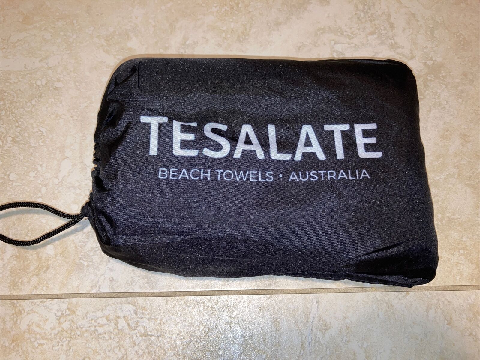 NEW Tesalate Beach Towel Australia Bora Bora Blue/White Reversible 62\