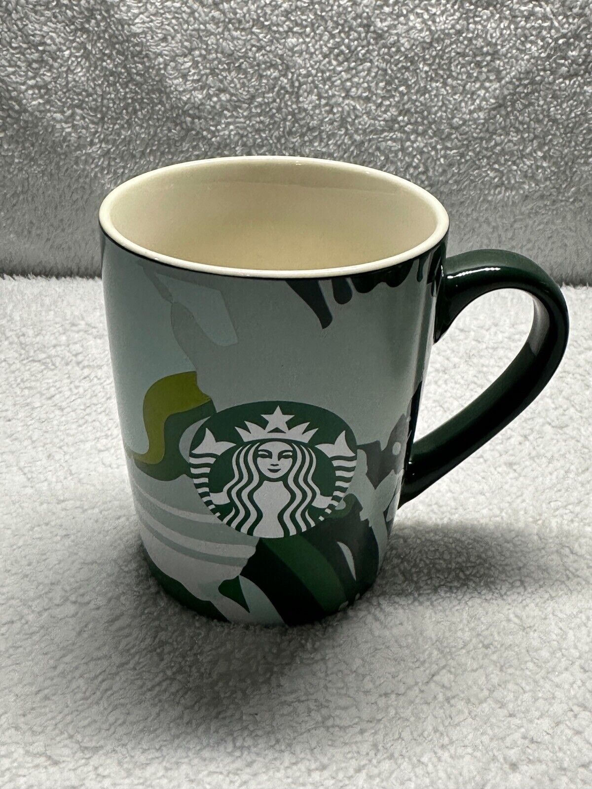 Starbucks 2021 Coffee Mug 10 Fl Oz Microwave Dishwasher Safe New 