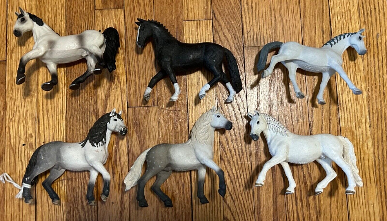 Collectibles SCHLIECH HORSE LOT BLACK/WHITE/GREY 6PC. LIGHTLY USED 