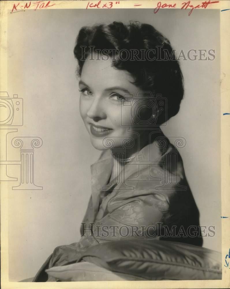 1963 Press Photo Actress Jane Wyatt - tux06297