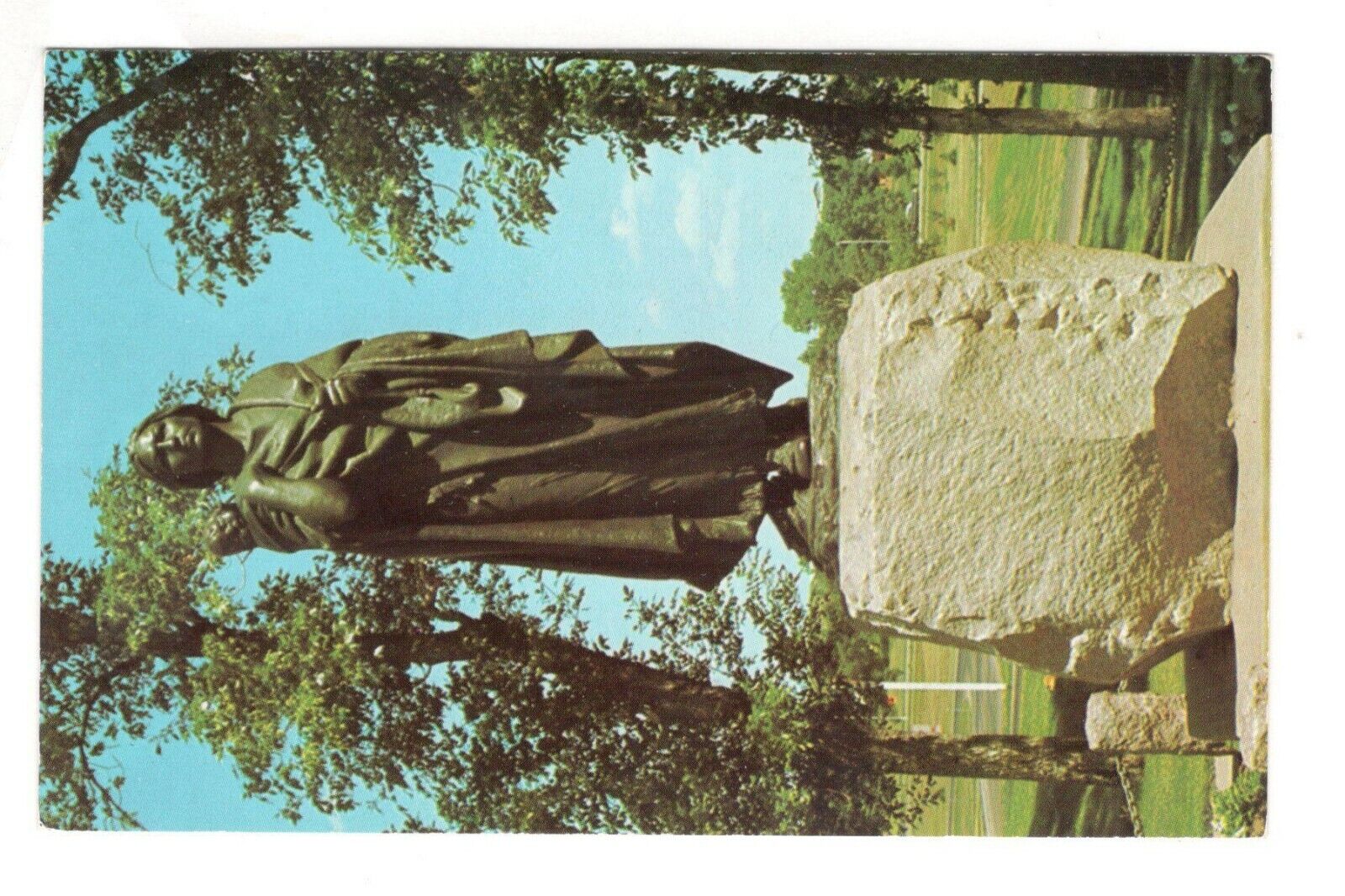 Sakakawea Statue Bismark North Dakota Vintage Postcard AN55