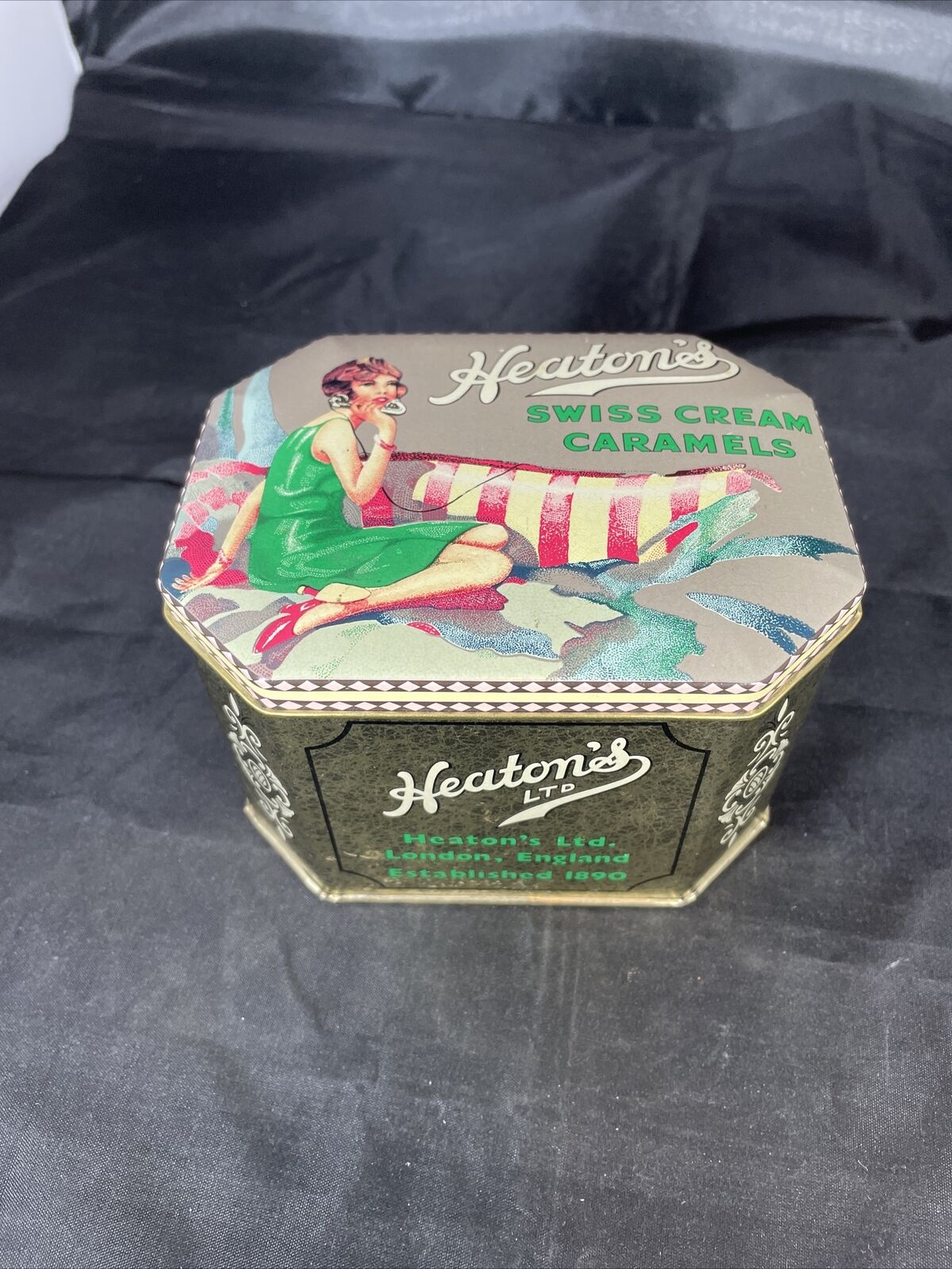Vintage Heaton\'s Swiss Cream Caramels Tin Flapper Girl London England