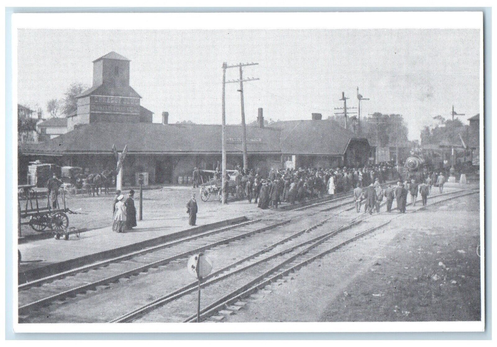 c1940 Depot Train Station Exterior Building Columbus Junction Iowa IA Postcard
