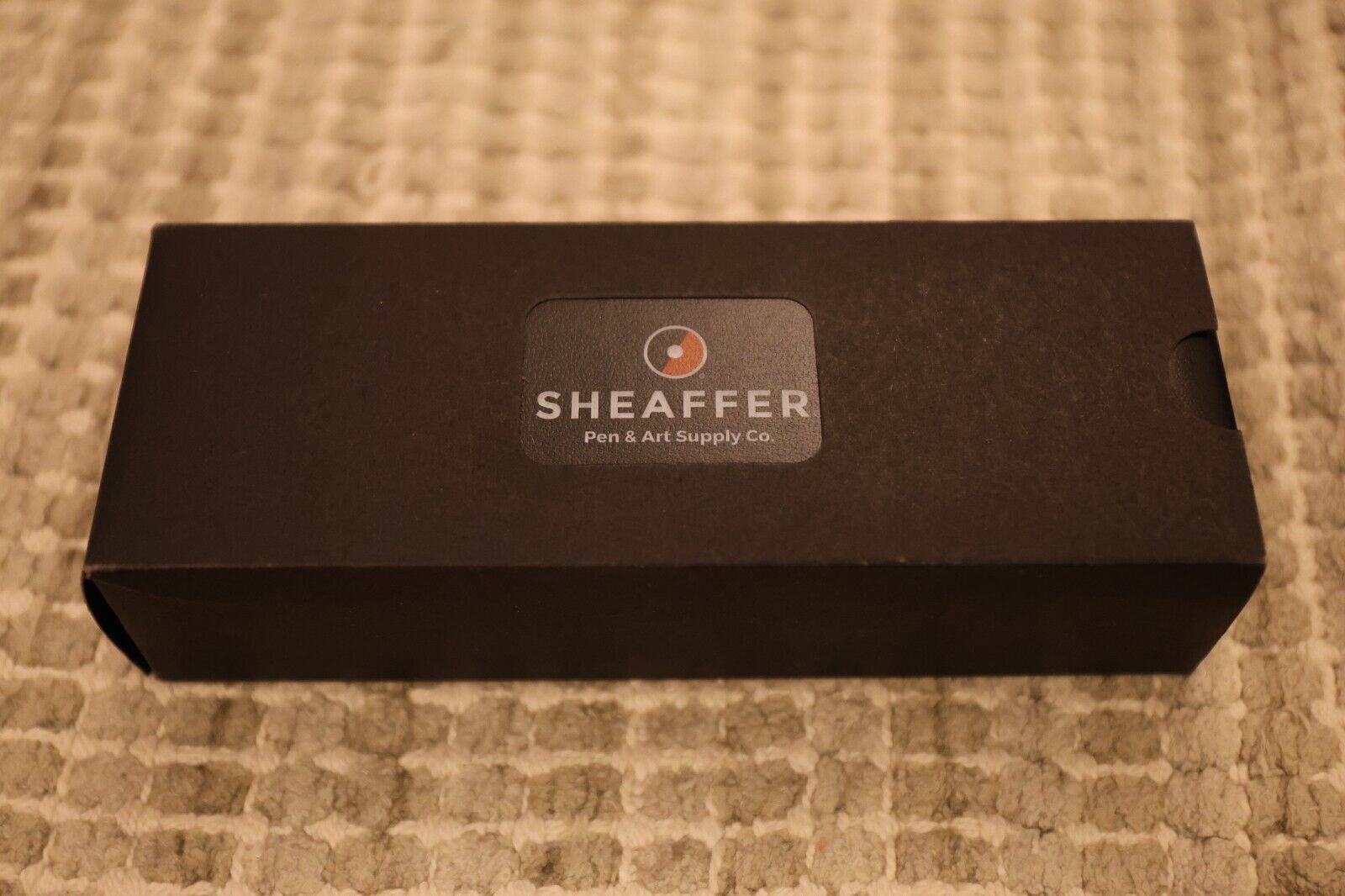 Sheaffer 300 Black Lacquer Fountain Pen Fine Nib