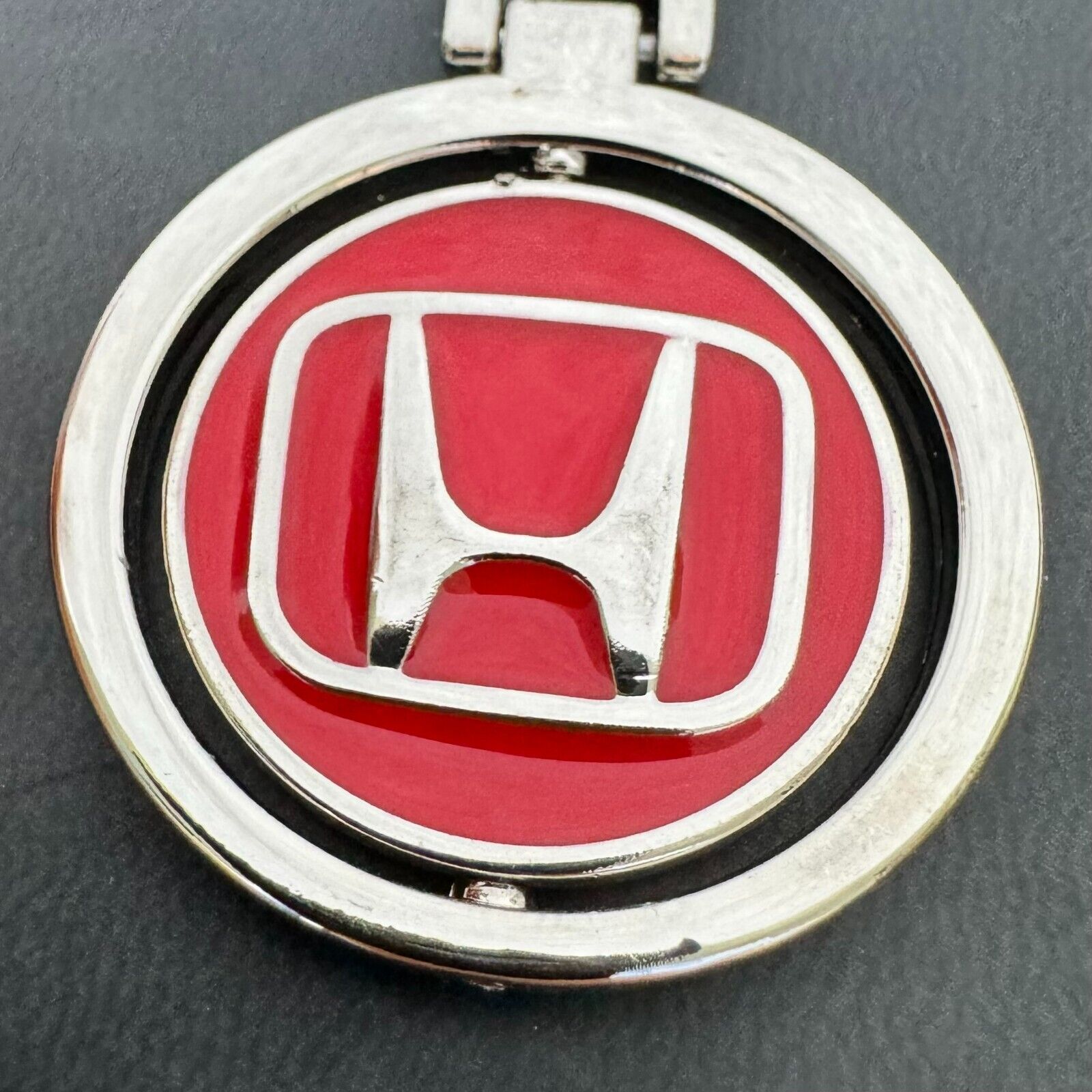 HONDA Keychain - Logo Rotates on an Axis Unique Design RED