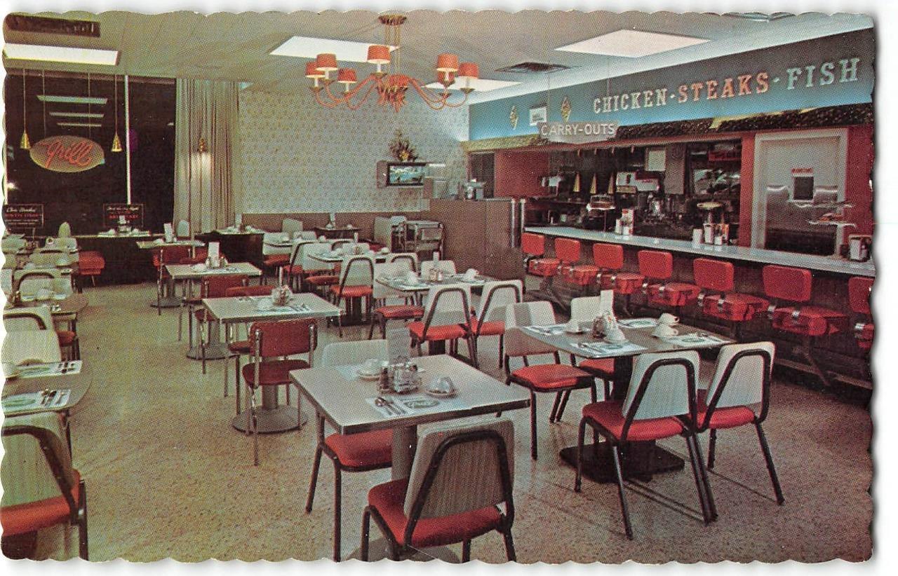 Denver, Colorado WALGREEN\'S GRILL ROOM Shopping Center 1960s Vintage Postcard