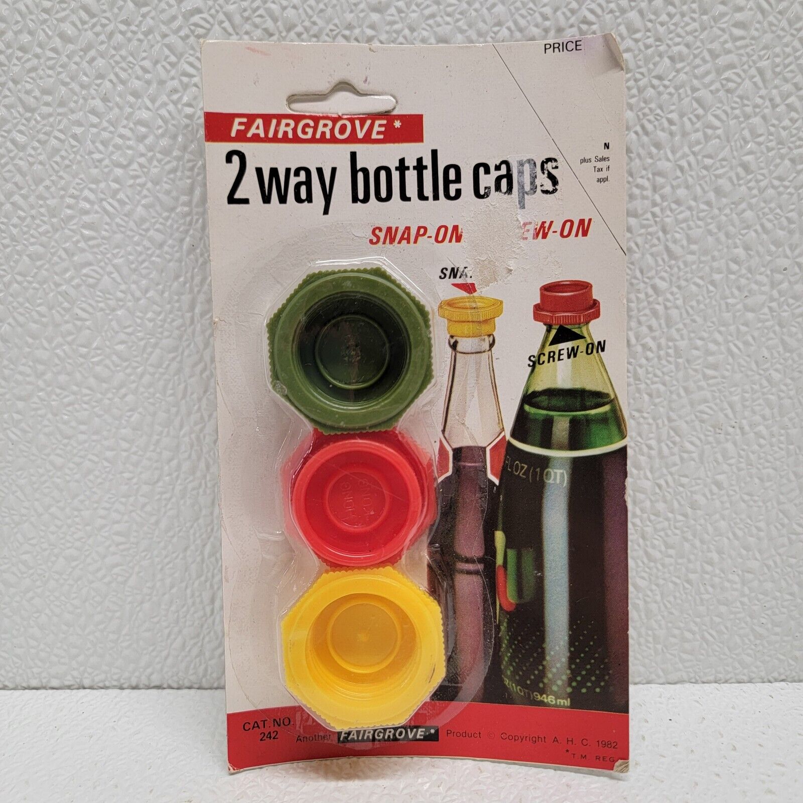 Vintage 1982 Set of 3 Fairgrove 2 Way Bottle Caps #242 Snap-On / Screw-On NOS