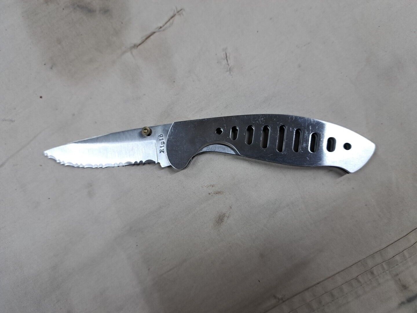 Vintage Rigid Knives RG-2 Surgical Steel Serrated Folding Knife *NICE* 