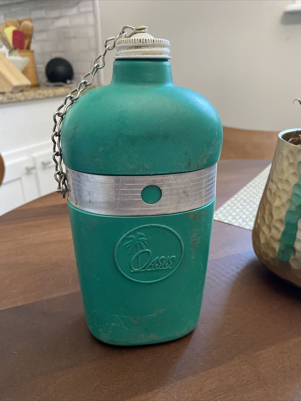 Vintage Oasis Canteen, Kwencher, 1 Quart with belt clip Green Water Bottle