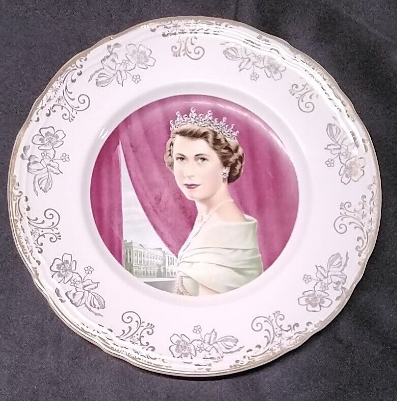 Queen Elizabeth II Commemorative 9\