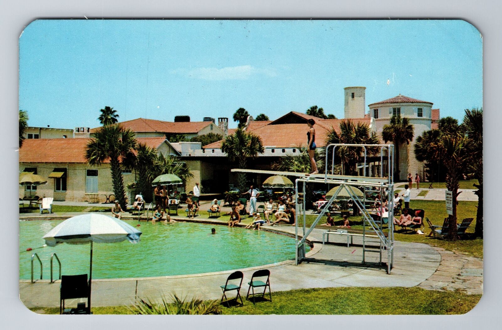 Saint Simons Island GA-Georgia, King & Prince Hotel Pool, Vintage Postcard