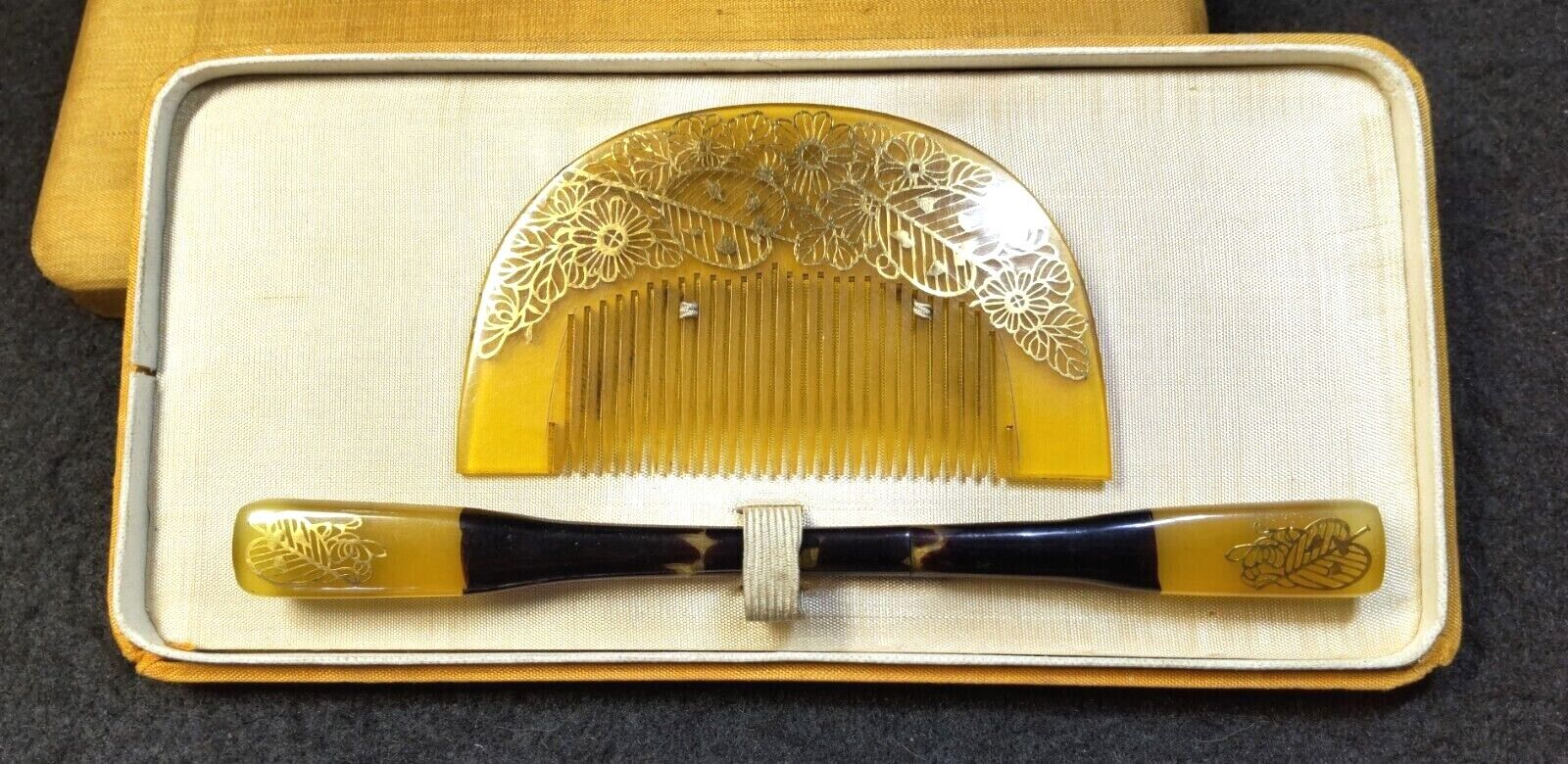 Vintage Japanese Kushi Comb Kanzashi Kougai set Kimono Hair Ornament #727-2