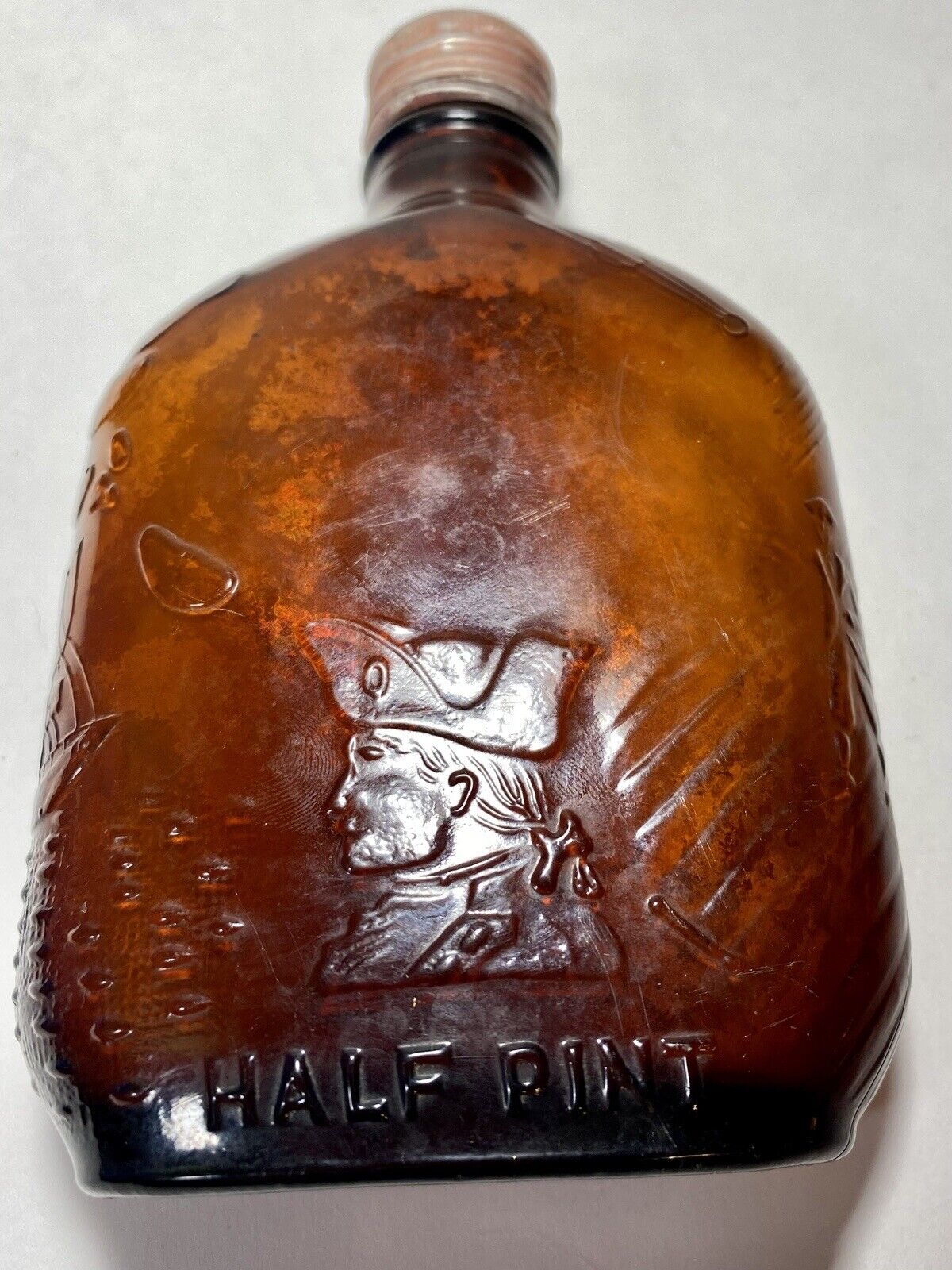 Vintage Amber Half Pint George Washington Screw Cap Bottle D11