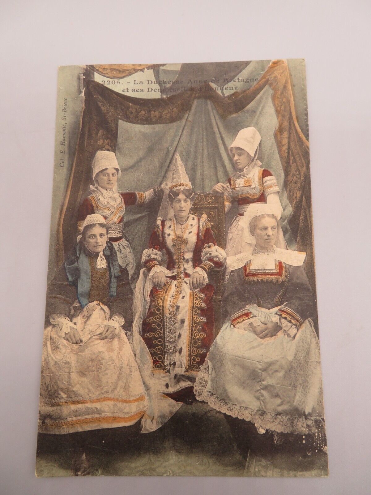 Postcard La Duchesse Anne De Bretagne & Bridesmaids c1906-08