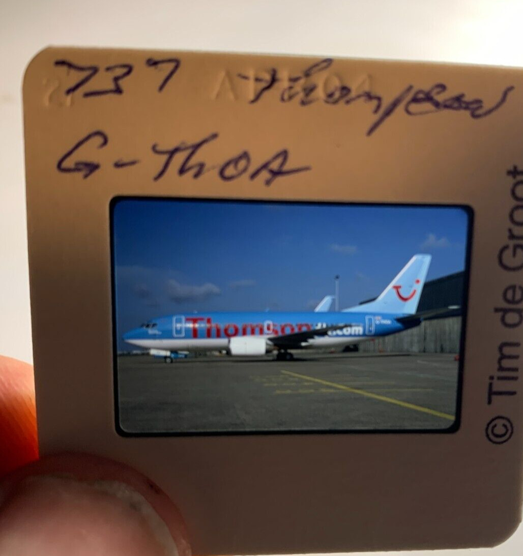 737 air THOMSON G-THOA fly 35 mm SLIDE plane COMMERCIAL AIRLINE aircraft #182