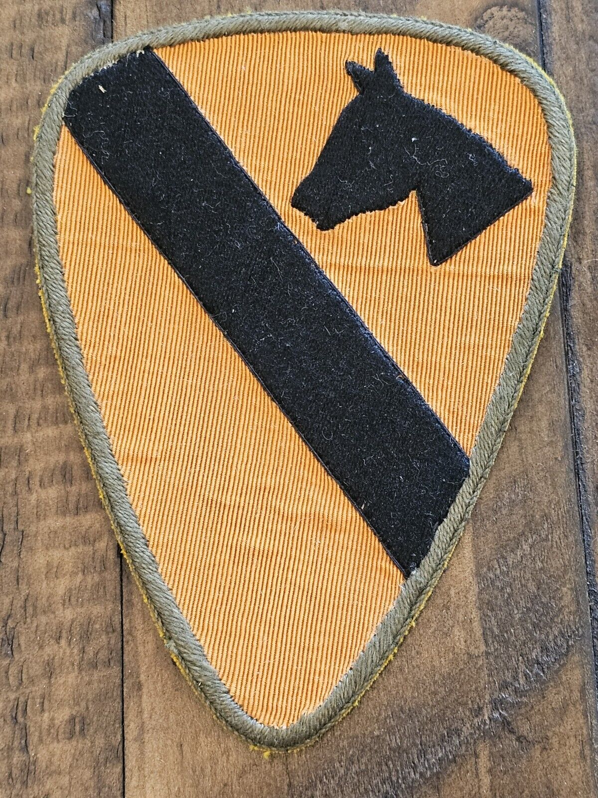 1960s Army Japanese Made 1st Cavalry Division Thick Yellow Twill Patch L@@K