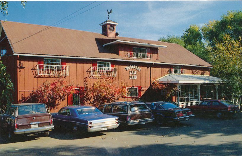Wheeling Sale Barn - Antique Store - Wheeling IL, Illinois