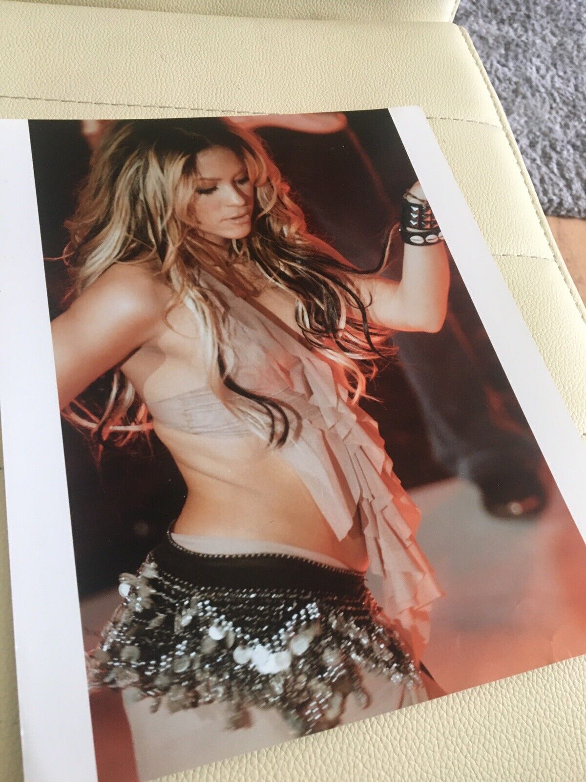 Shakira Original Colour Photo Print (10 x 8)