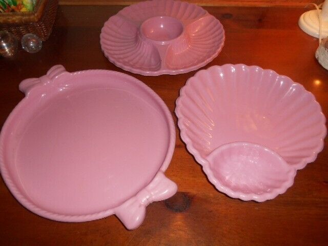 SO PRETTY Vintage Set of 3 Unique Melamine-Type Pink Serving Dishes ULLMAN CO.
