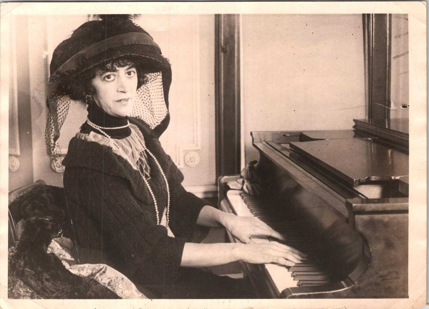 Primo Eugenie in Chicago, Vintage Press Silver Print, circa 1925 Vintage Print