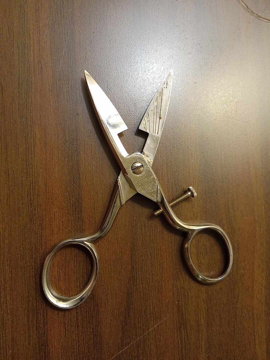 Vintage Antique Buttonhole Scissors  Adjustable Screw 4 In. Size PAT PEND. USA