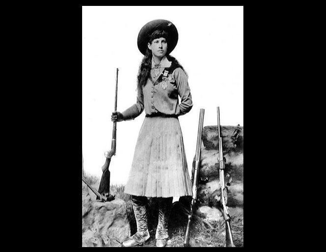 Young Annie Oakley PHOTO Rifles Hat,Buffalo Bill Wild West Show Sharpshooter