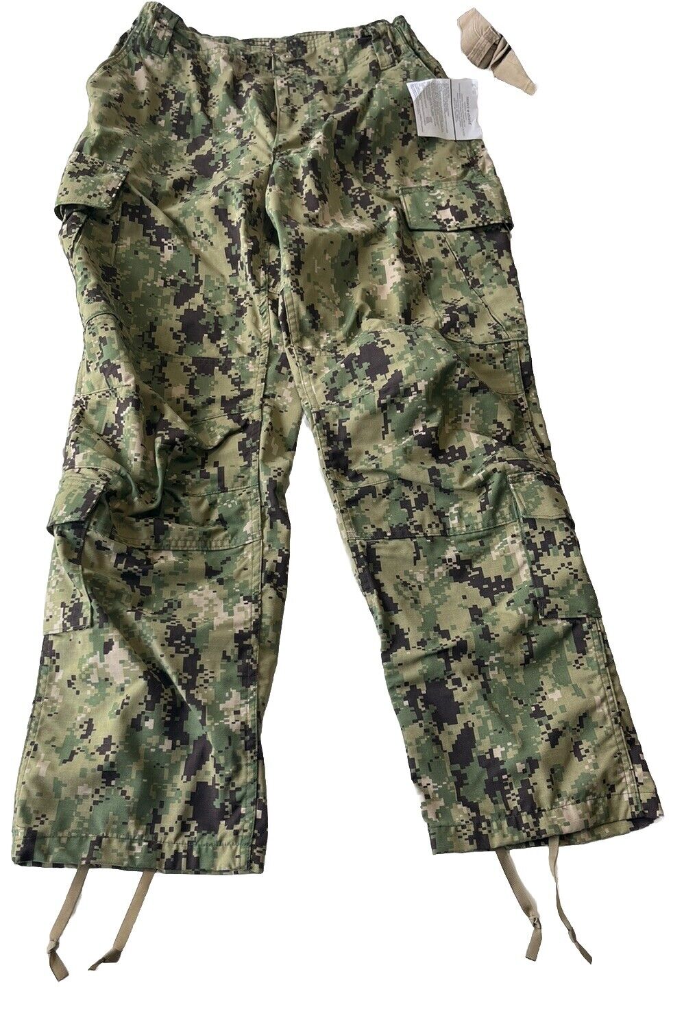 US Navy AOR2 NWU Type III 3 Trouser Pants Medium Regular Insect Shield NWT