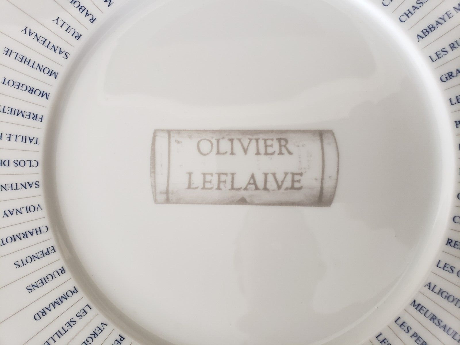 RARE OLIVIER LEFLAIVE WINERY HOUSE FRANCE DISPLAY PLATE RESTAURANT WARE VINEYARD