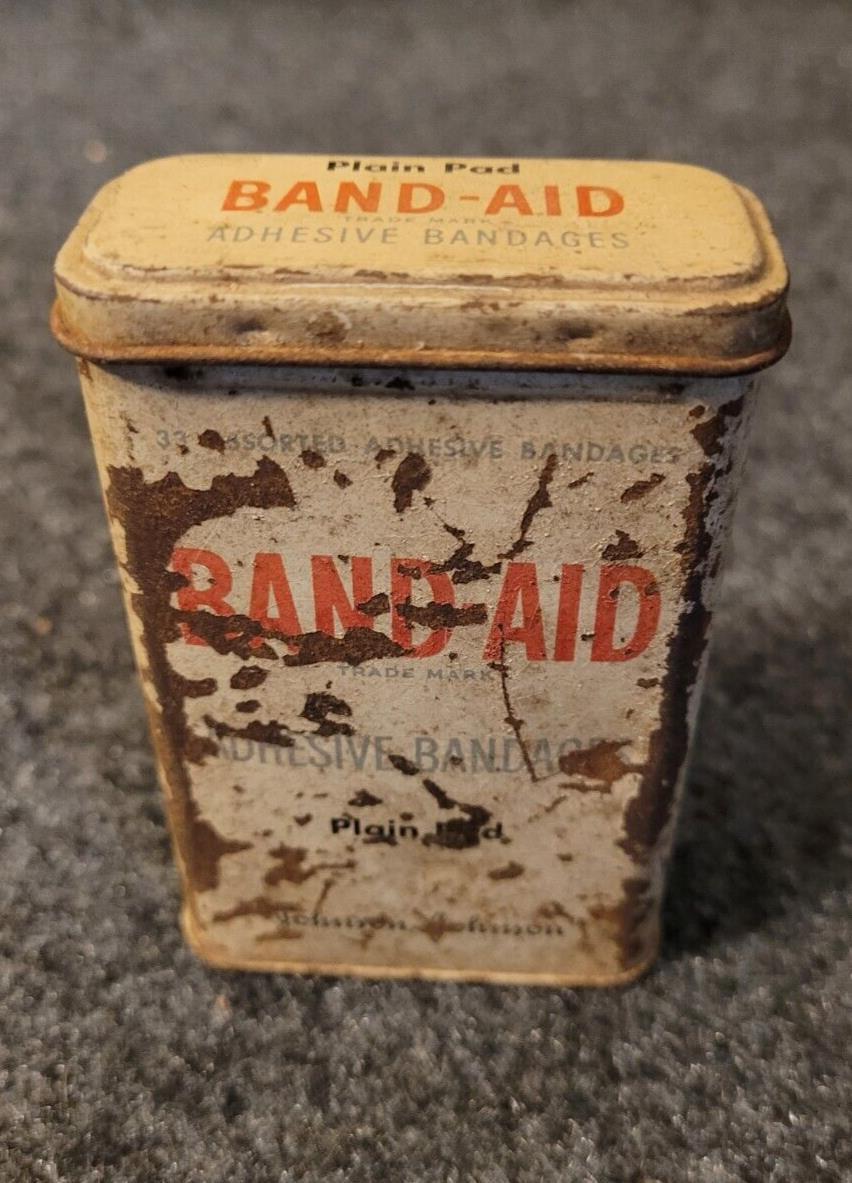 Vintage Metal Band-Aid Tin Johnson & Johnson Plain Pad With Pads G1