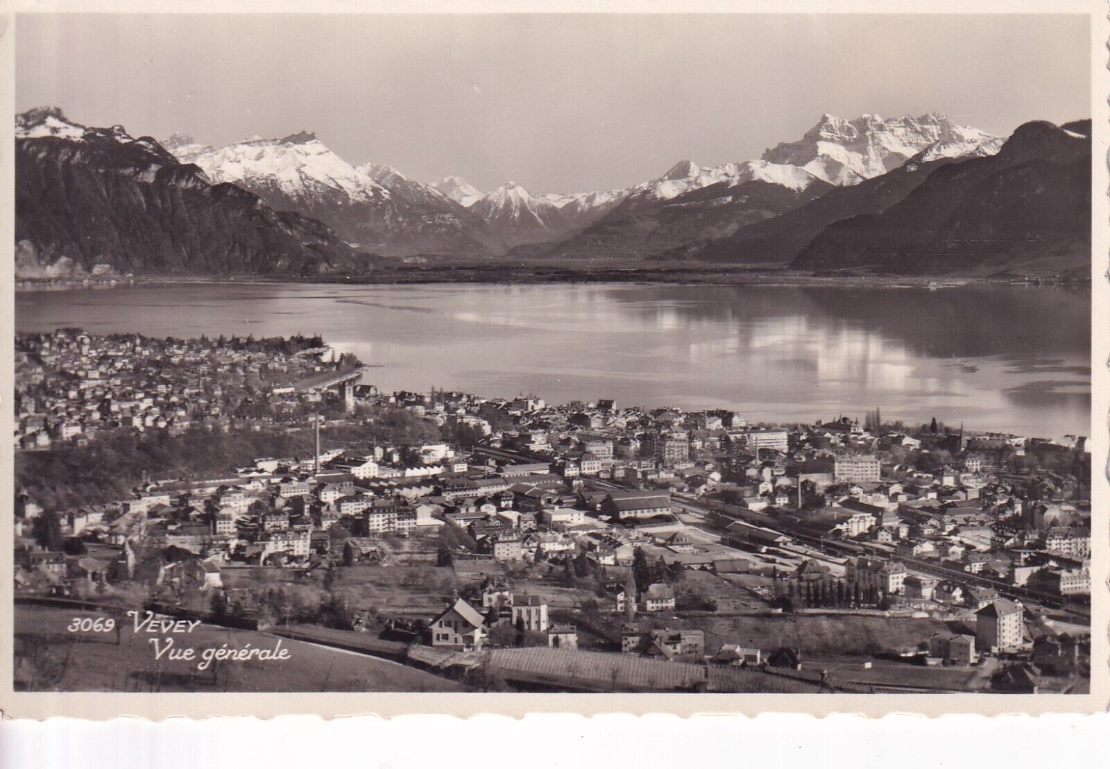 Postcard Switzerland Vevey General View RPPC H29