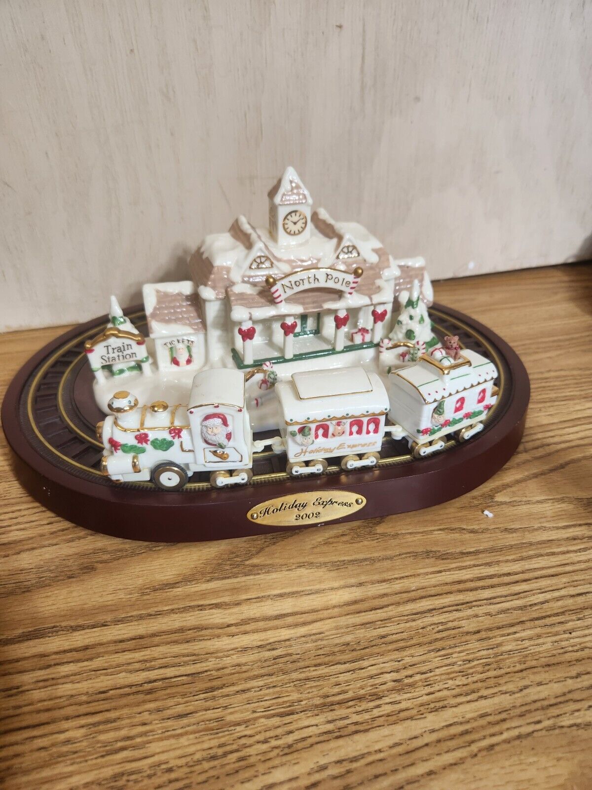 Avon Holiday Express Porcelain Train 2002 Christmas Gift Collection IT WORKS