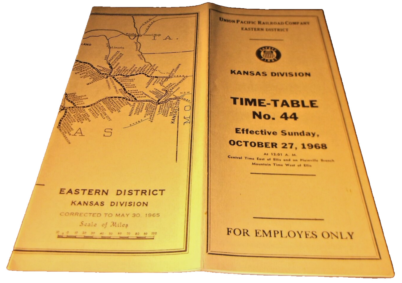 OCTOBER 1968 UNION PACIFIC KANSAS DIVISION EMPLOYEE TIMETABLE #44