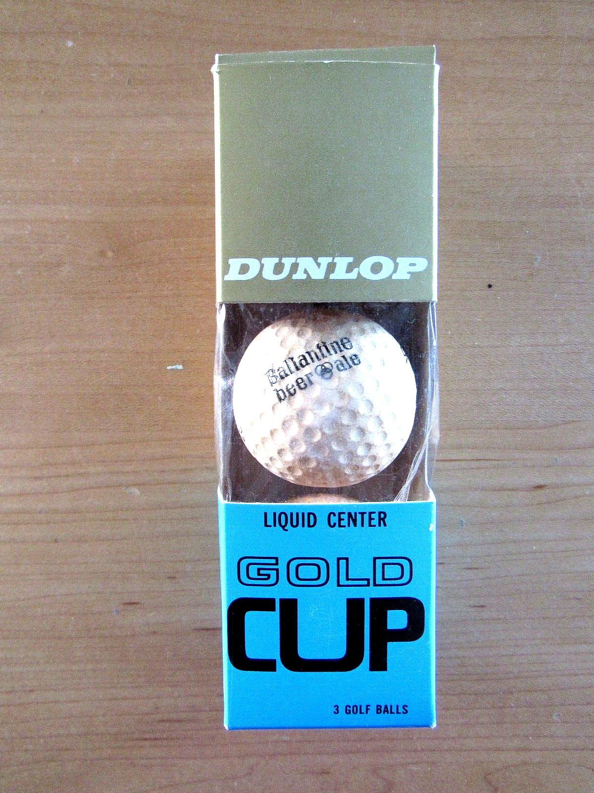 VINTAGE BALLANTINE BEER PROMO GOLF BALLS BY DUNLOP TIRE AND RUBBER GOLD CUP RARE