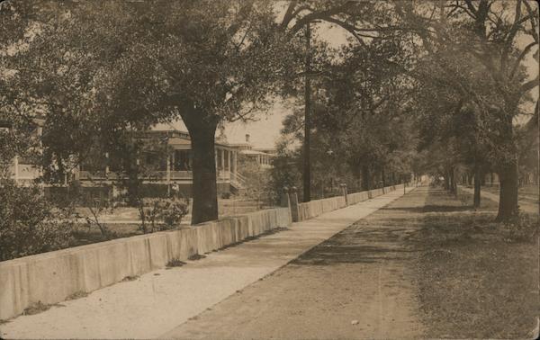 1910 RPPC Pensacola,FL The walk in front of the house Escambia County Florida