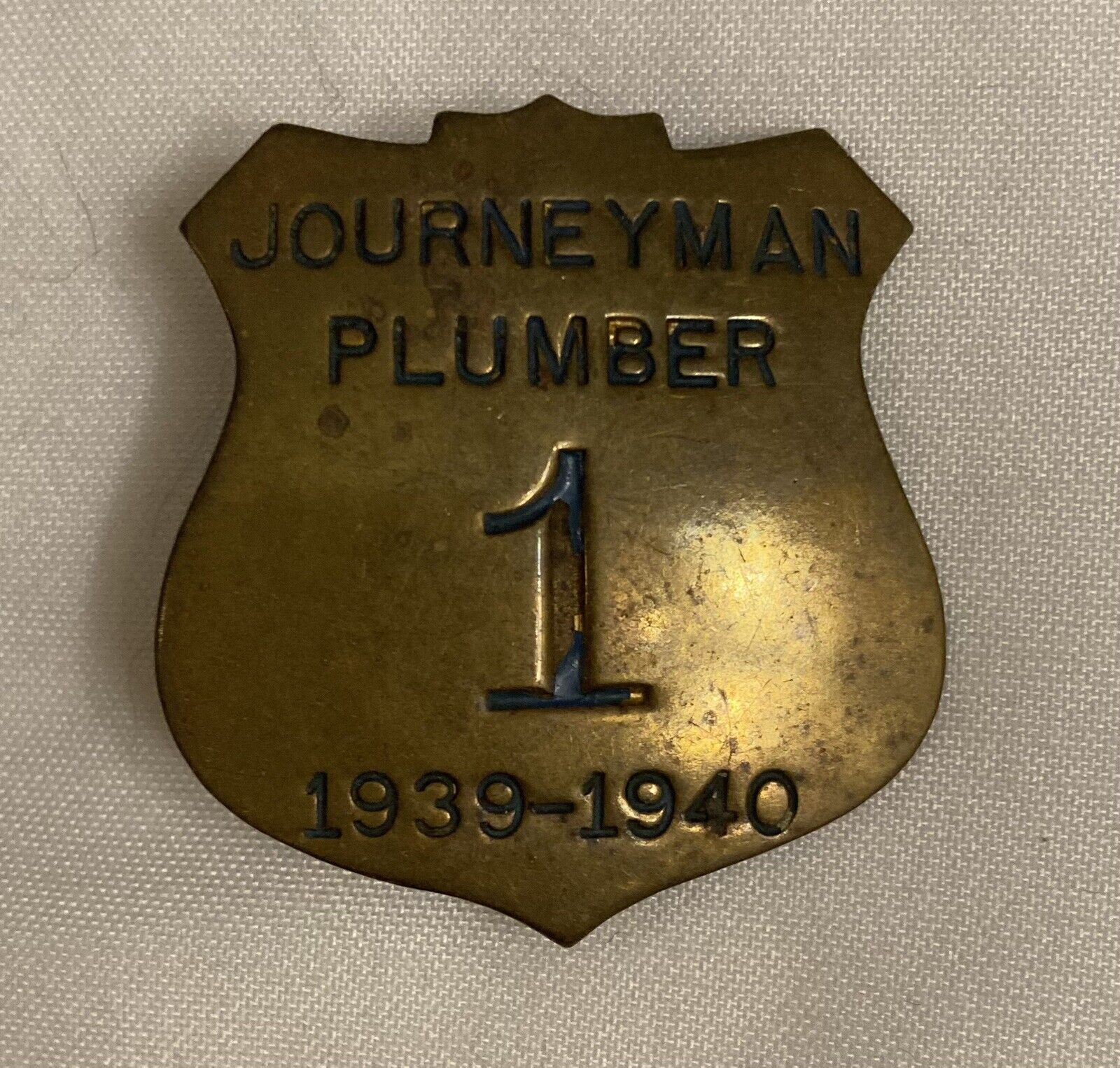 Vintage Plumbers Brass Pin Badge Journeyman Plumber #1  1939-1940